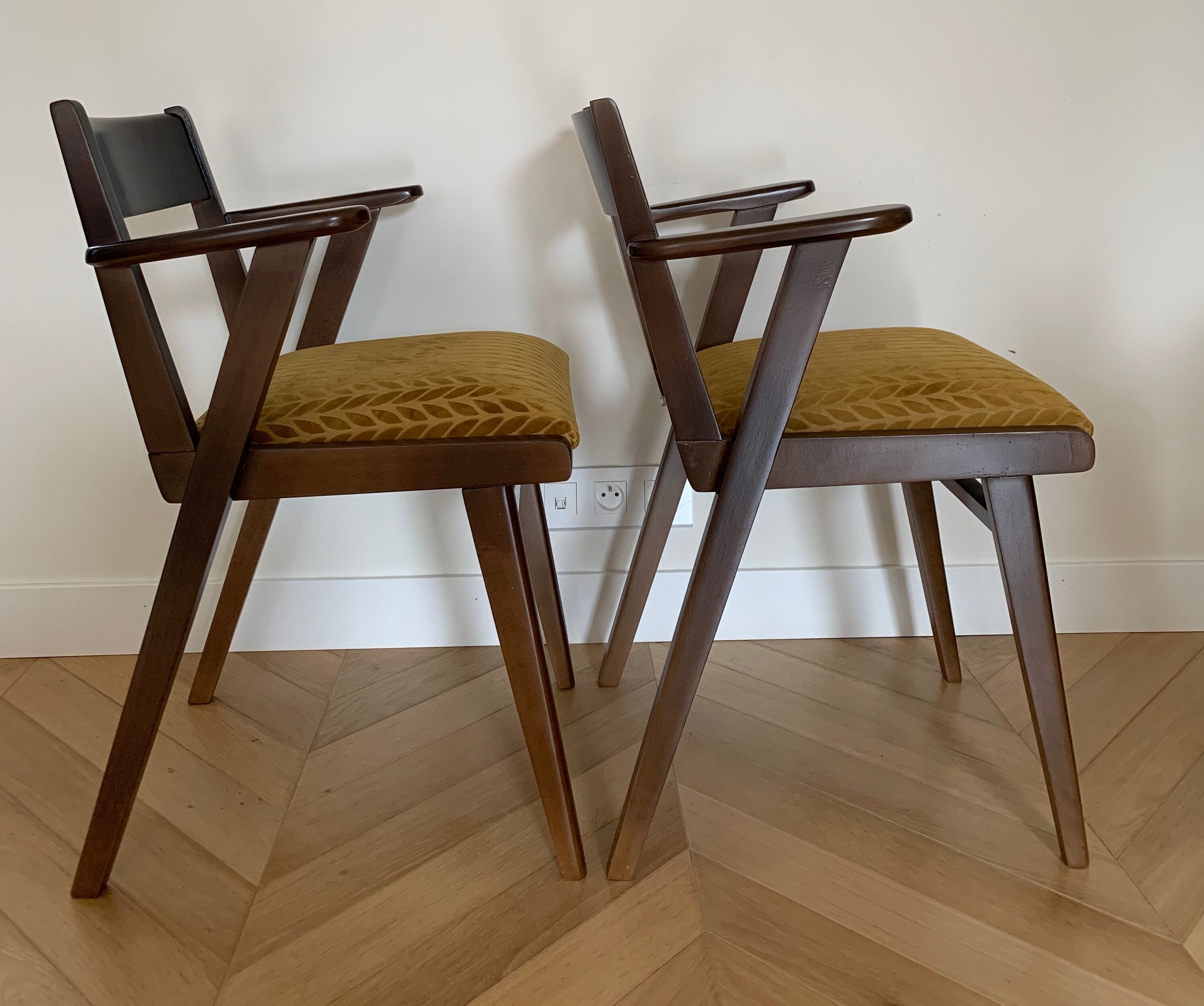Pair of bridges chairs