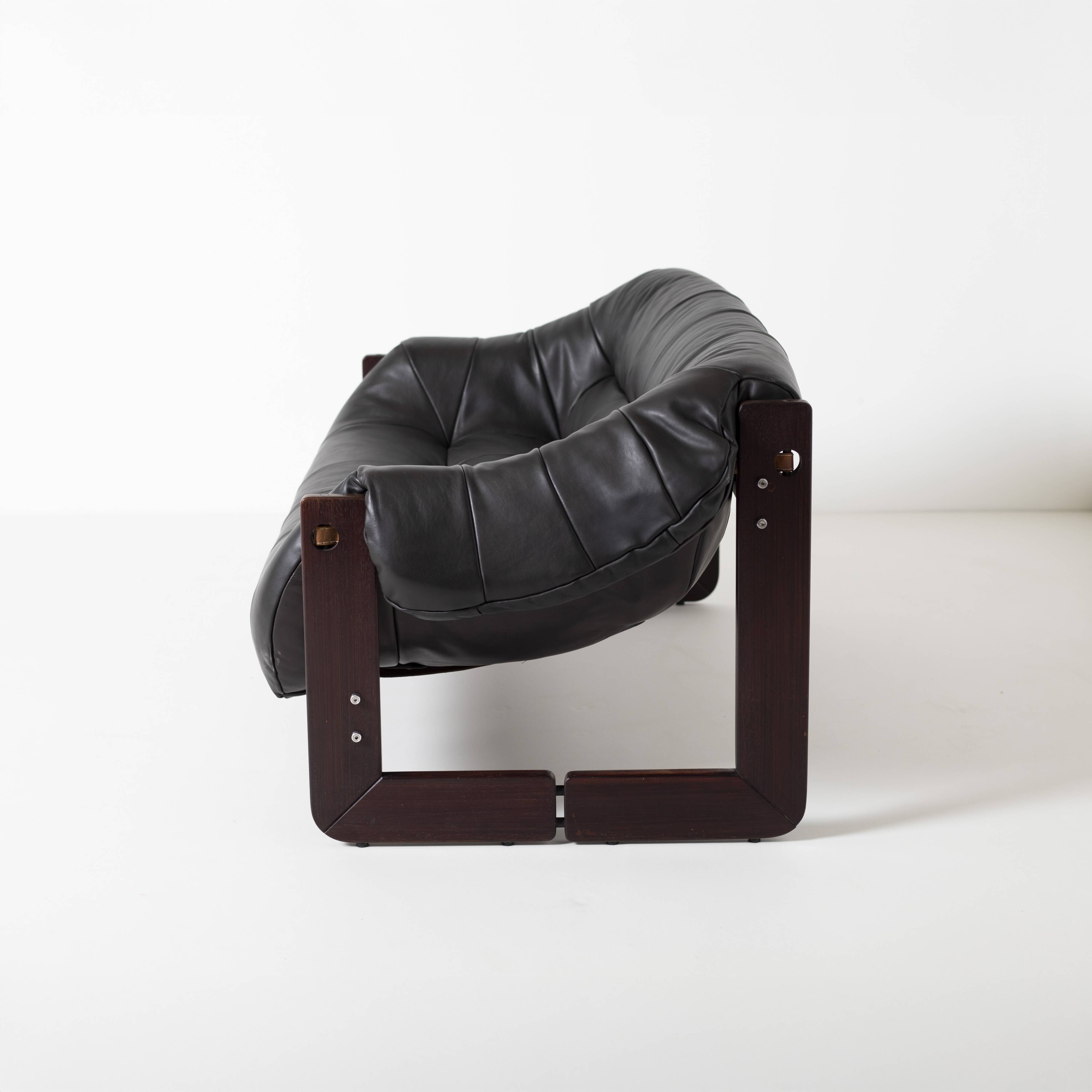 Percival Lafer loveseat Mp-97 in leather, Brazil, 1970s