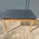 Table with extensions