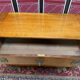 Commode en massif style Louis XVI, 3 tiroirs