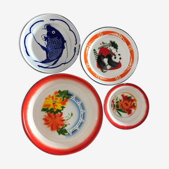 Ensemble de plats et assiettes chinoises