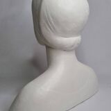 Buste d’après Laurana style renaissance, dit d’Aragon, plâtre patiné, 33 cm