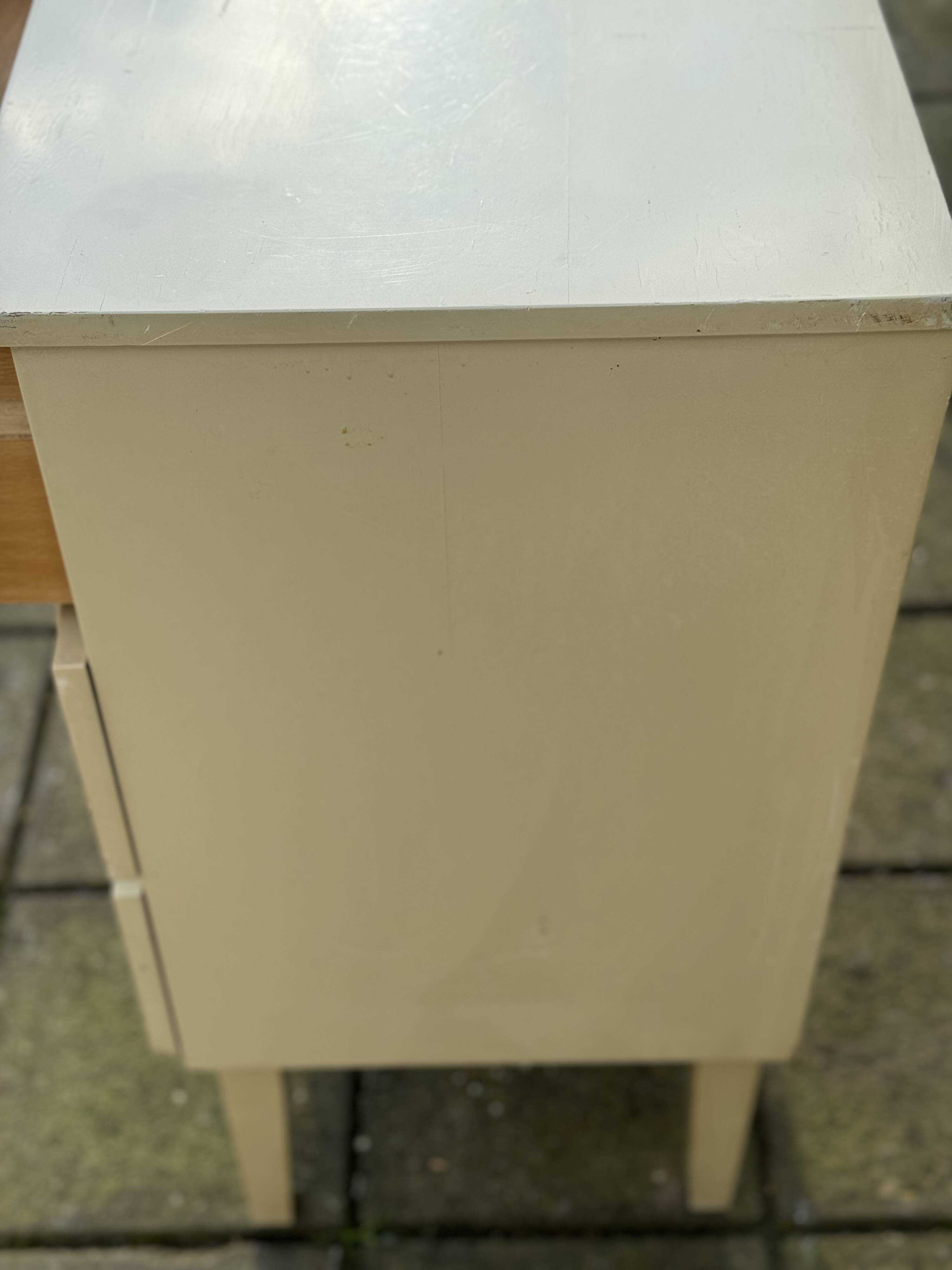 Vintage chest of drawers