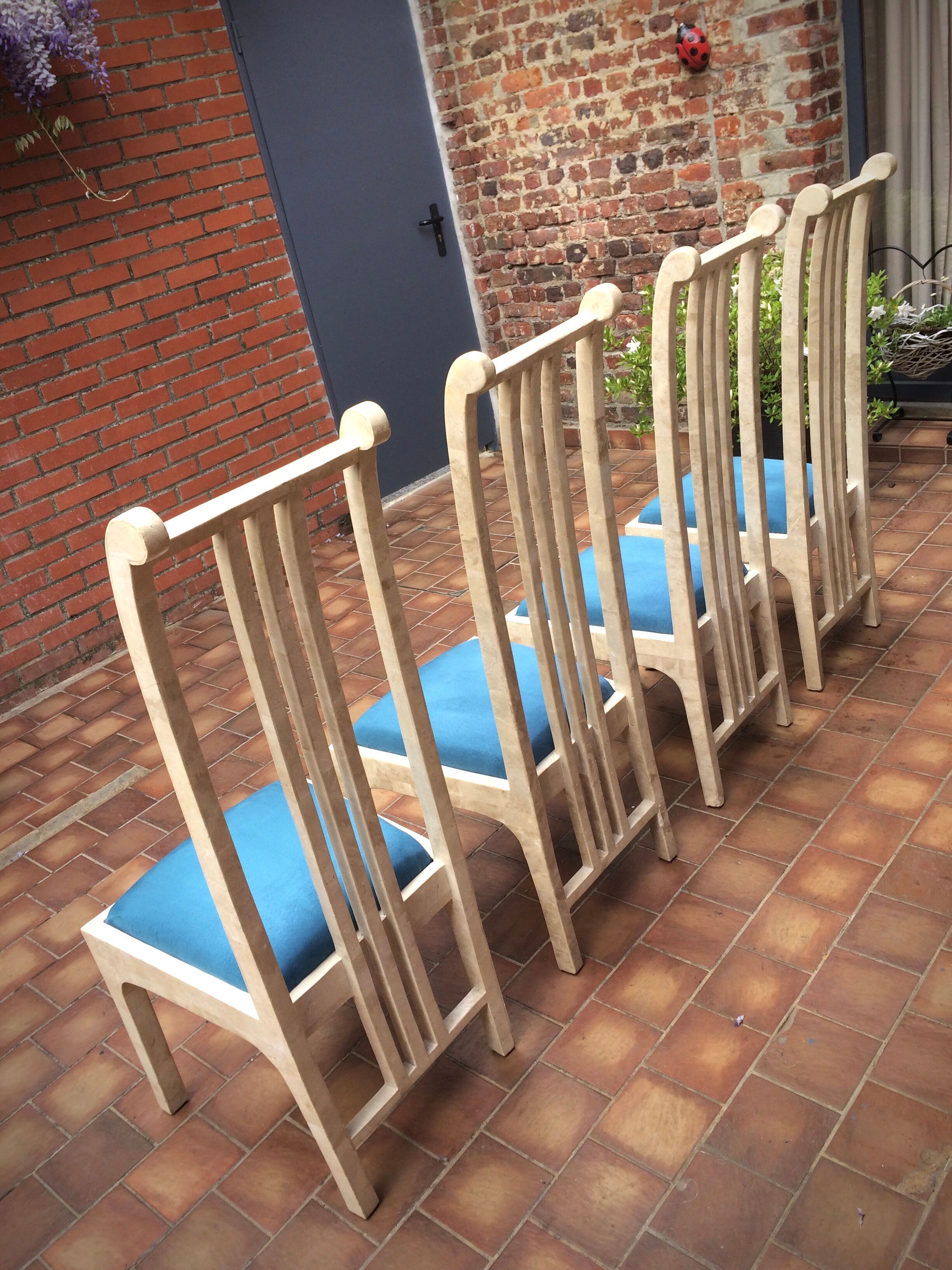Chaises vintage et design en marbre blanc
