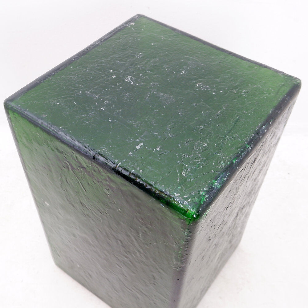 Translucent bottle green acrylic base