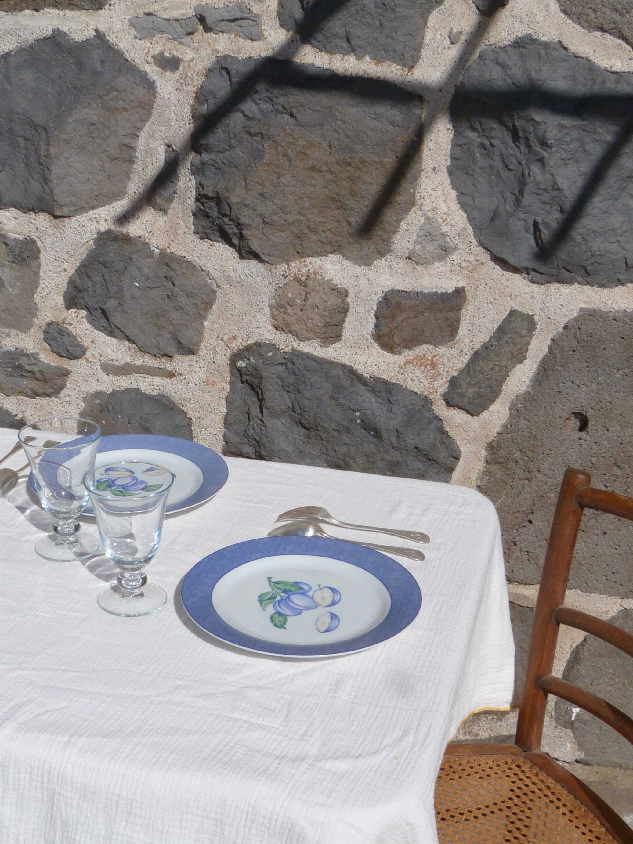 Set of 6 conical glasses with glass ball feet