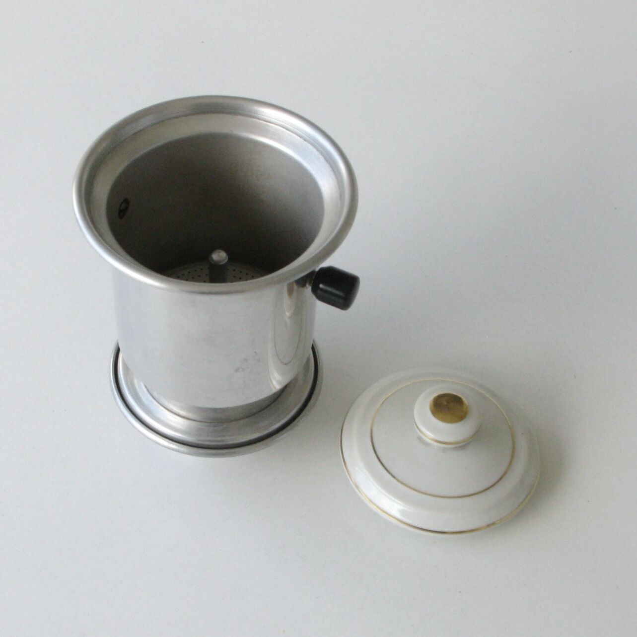 Old Nomar porcelain coffee maker with filter - like new - flower decor