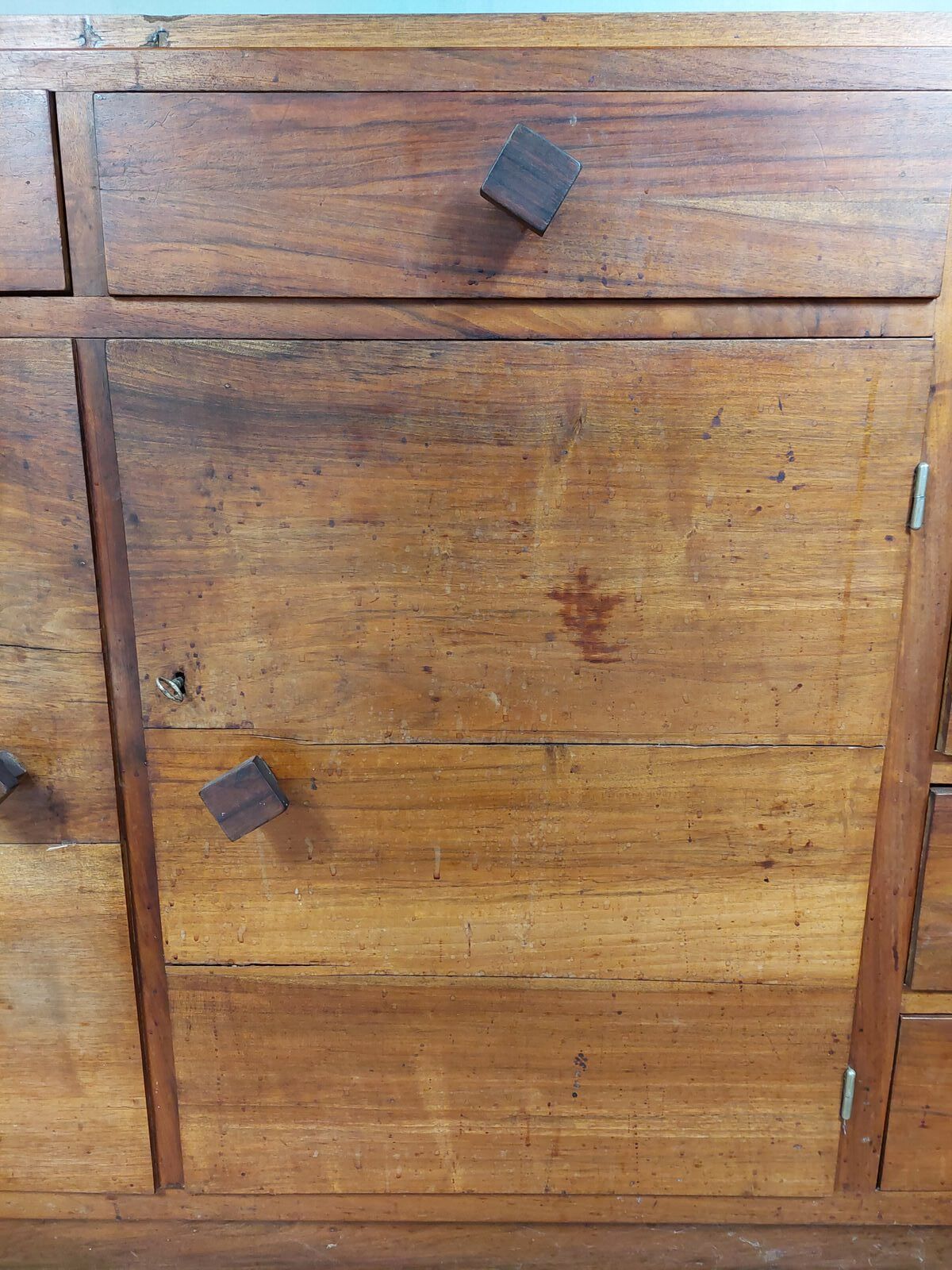 Bahut in an Art Deco