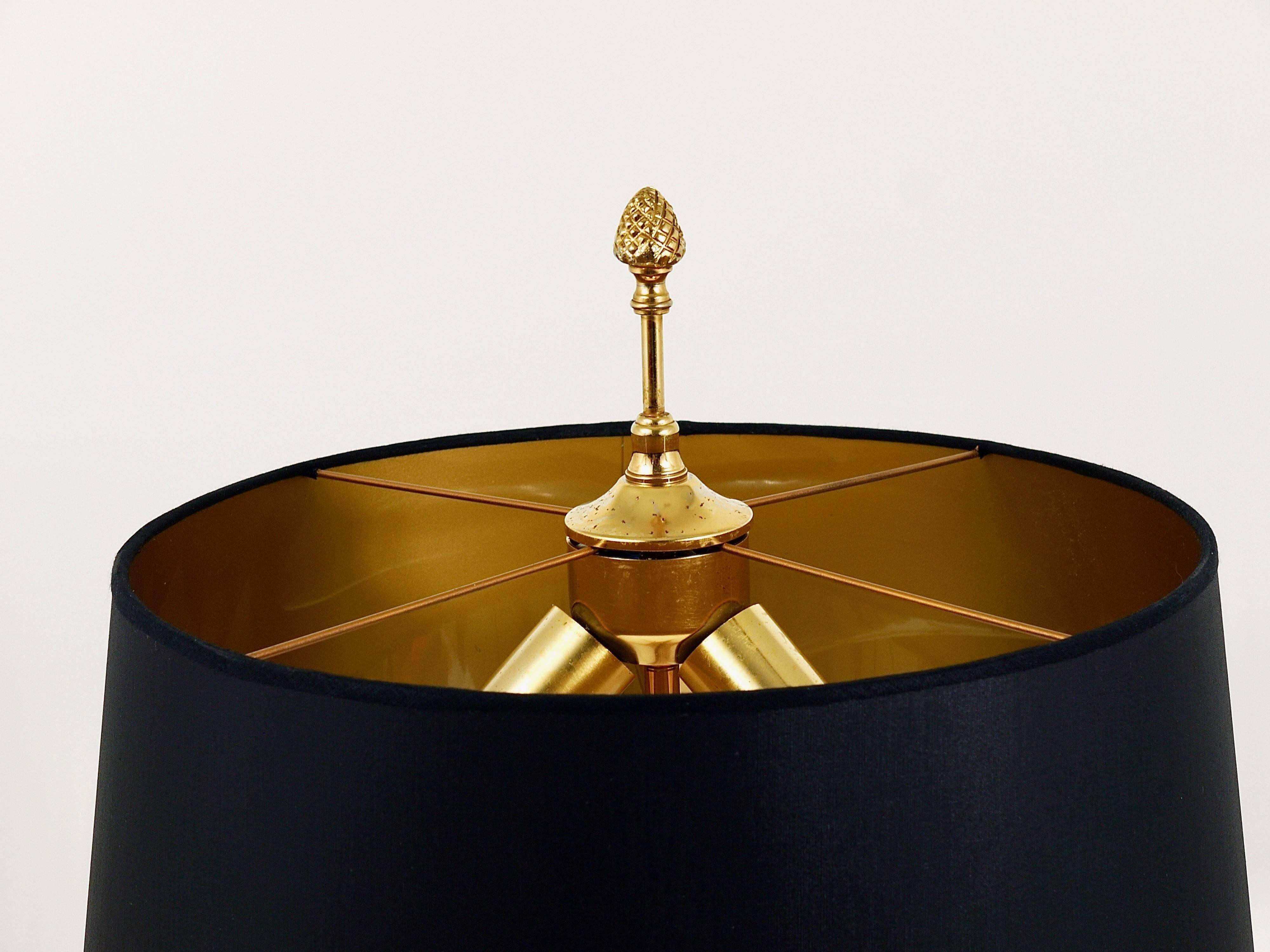 Lampe de table Hollywood Regency feuille d'ananas en laiton doré et verre, France, années 1970