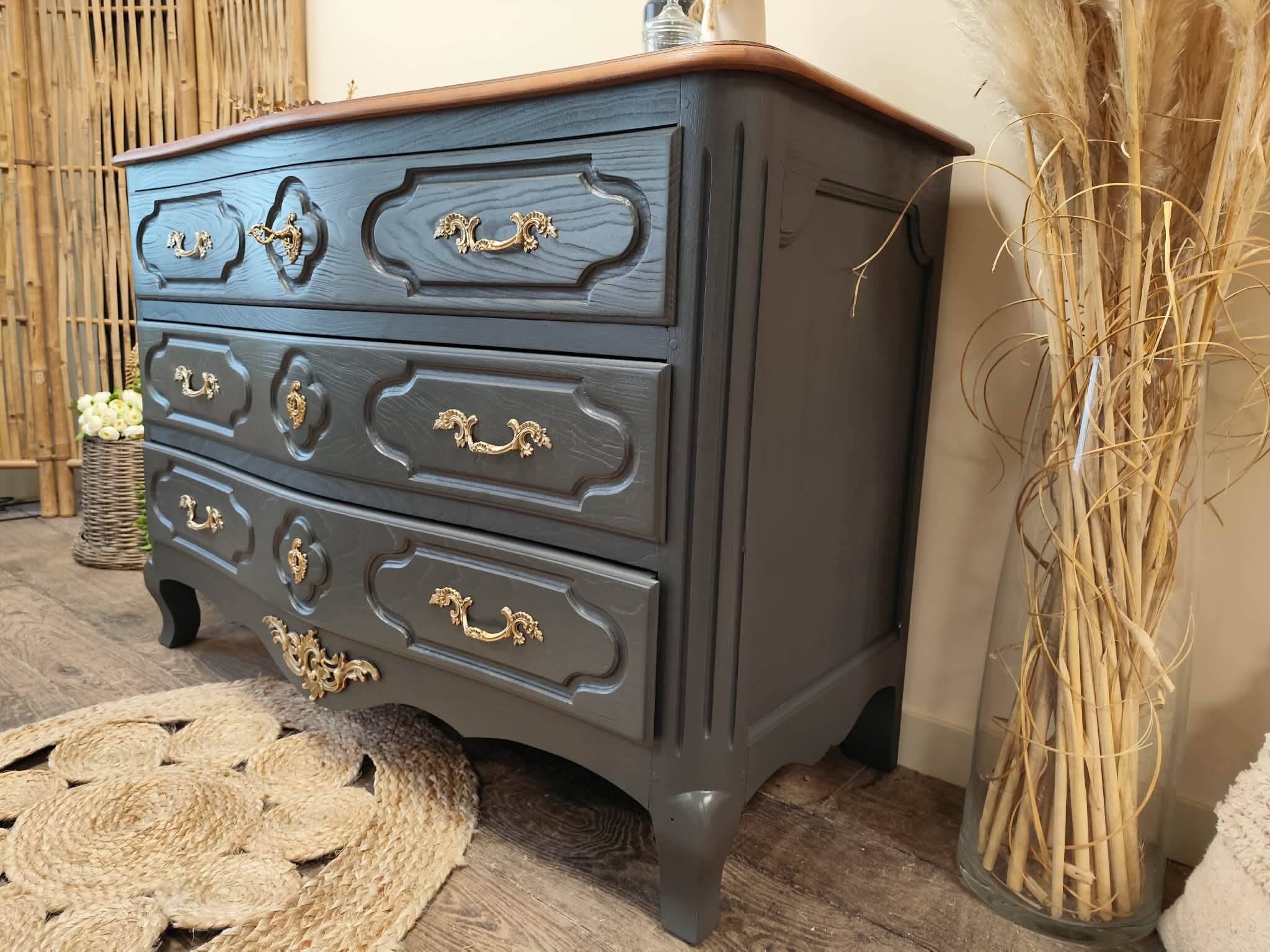 Birch wood chest of drawers