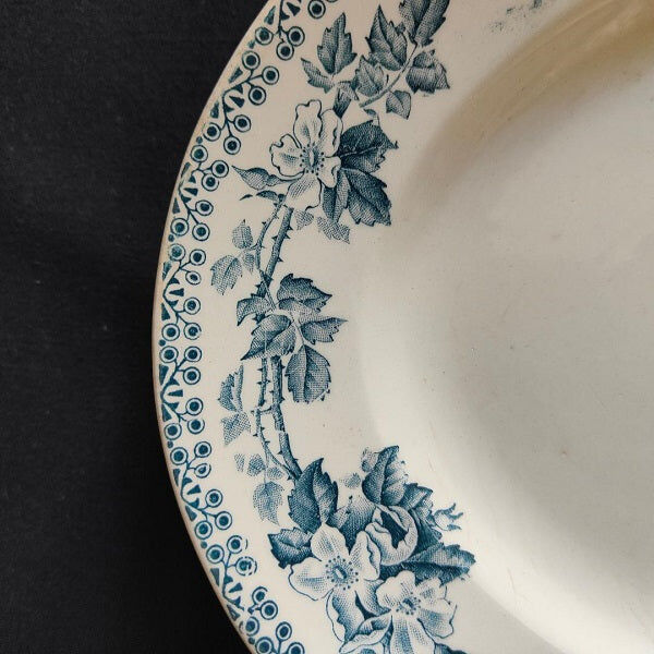 Iron Earth dish Creil Montereau