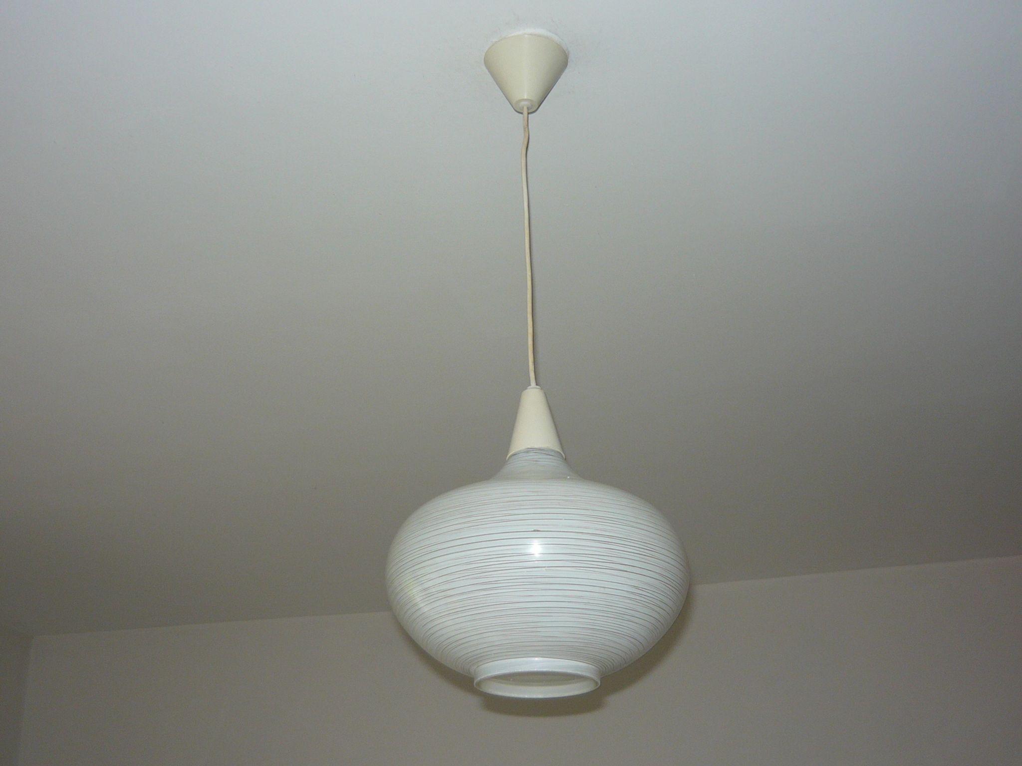 Suspension scandinave en verre