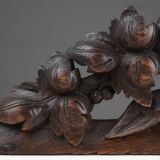 Fronton en chêne avec feuilles de chêne sculptées à la main, France vers 1850