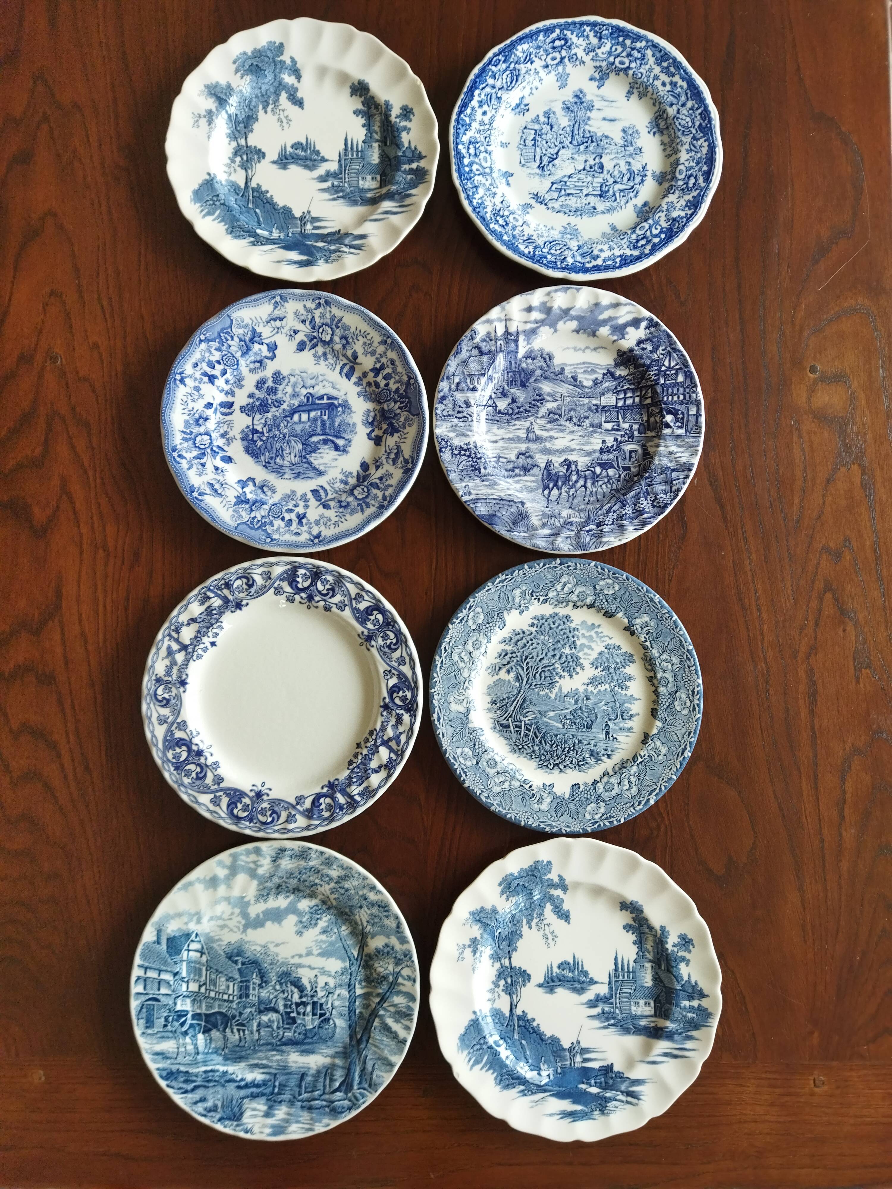 8 blue & white plates