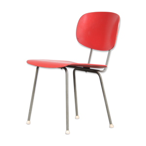 Chaise par wim rietveld