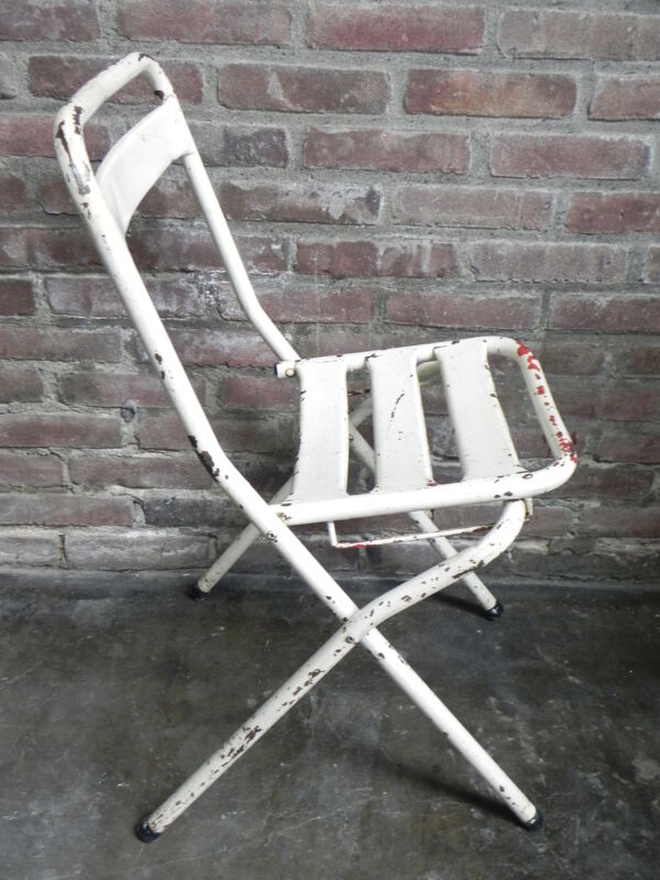 Chaise pliante en acier industriel