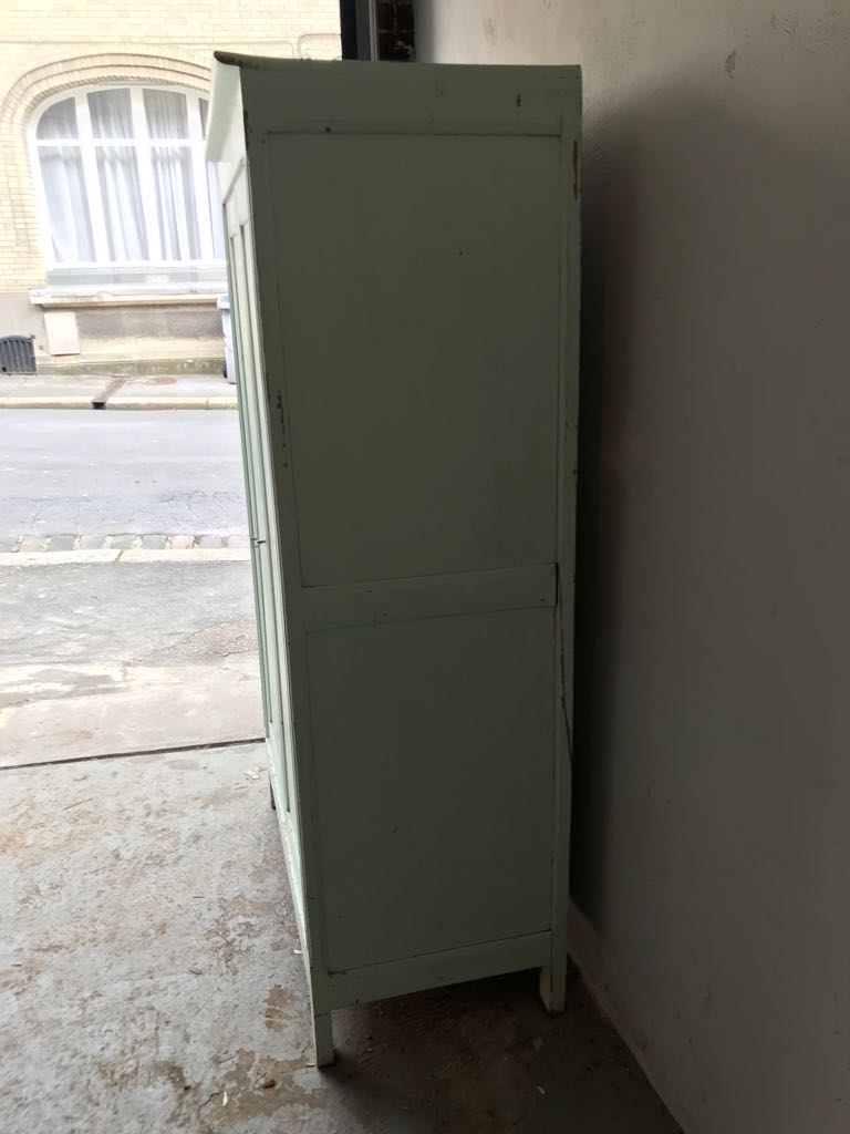 Paris cabinet green mint