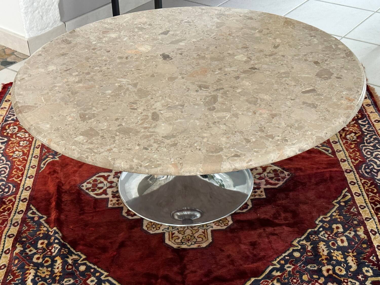 Table basse pied tulipe marbre vintage 1970
