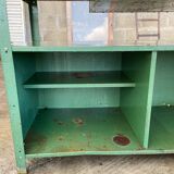 Established iron wooden top