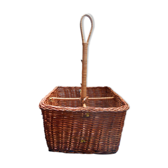 Condiment wicker basket