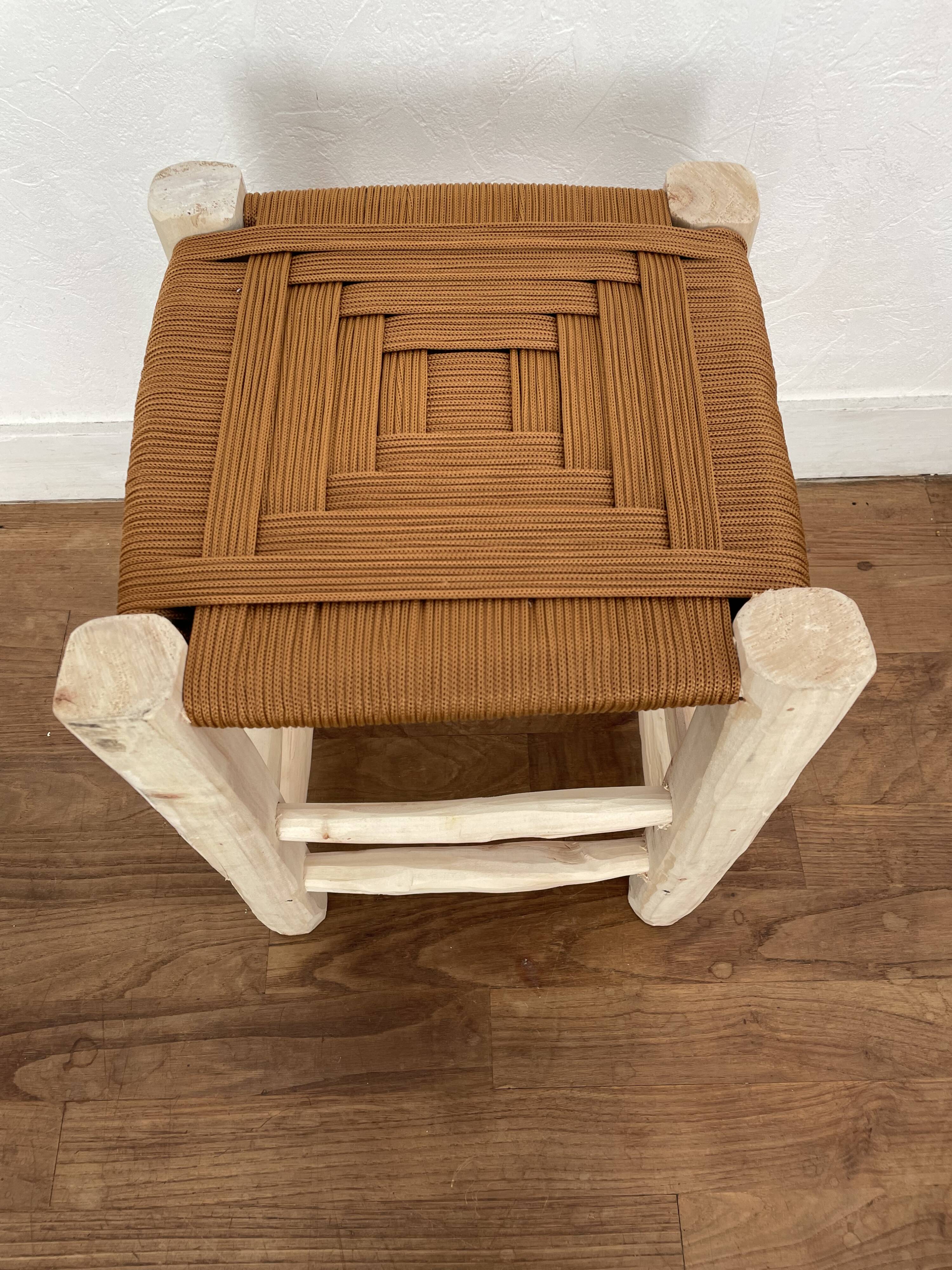 Tabouret marocain beldi bois assise marron en nylon