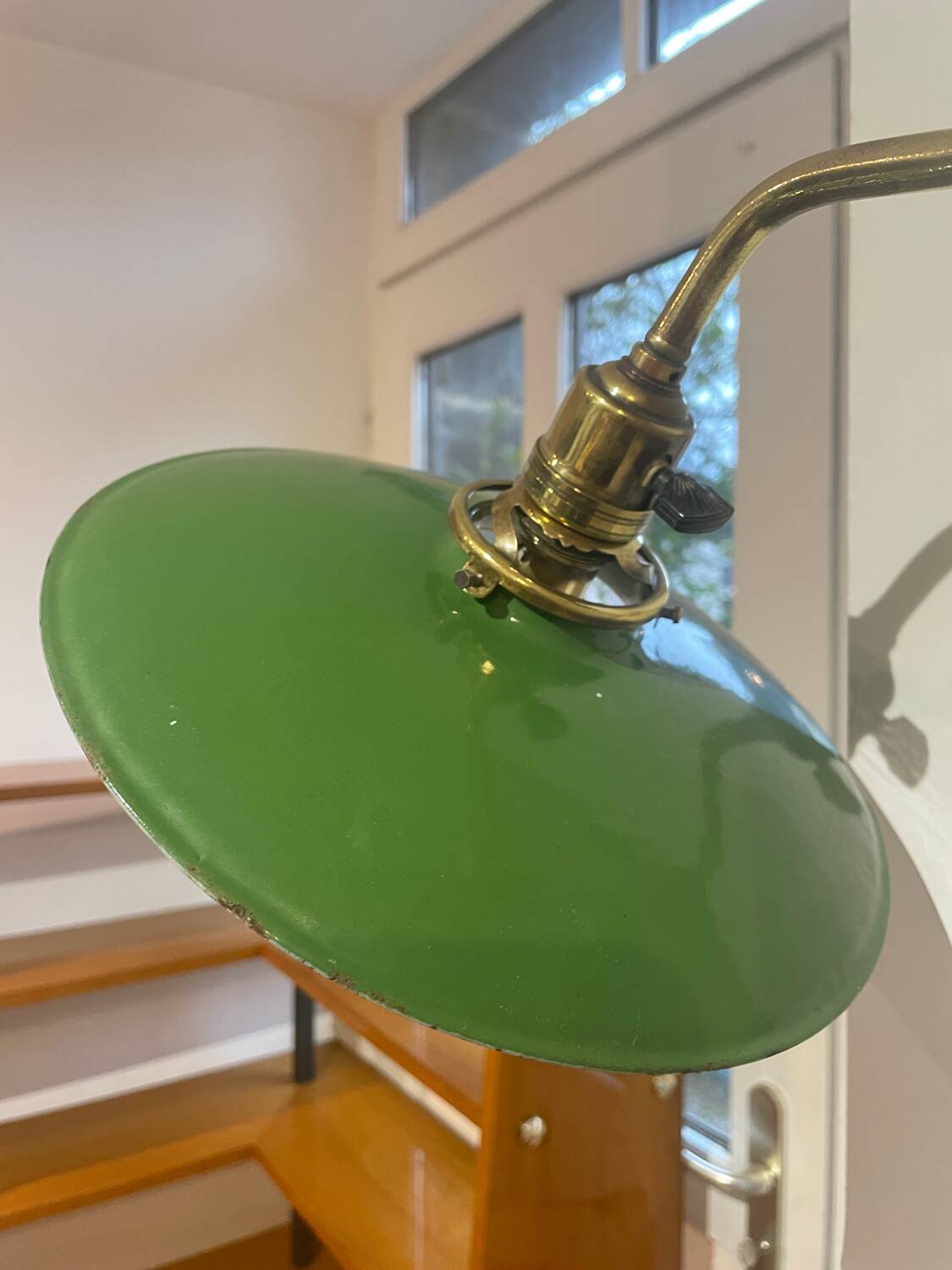 Swan neck wall light in brass and enamel