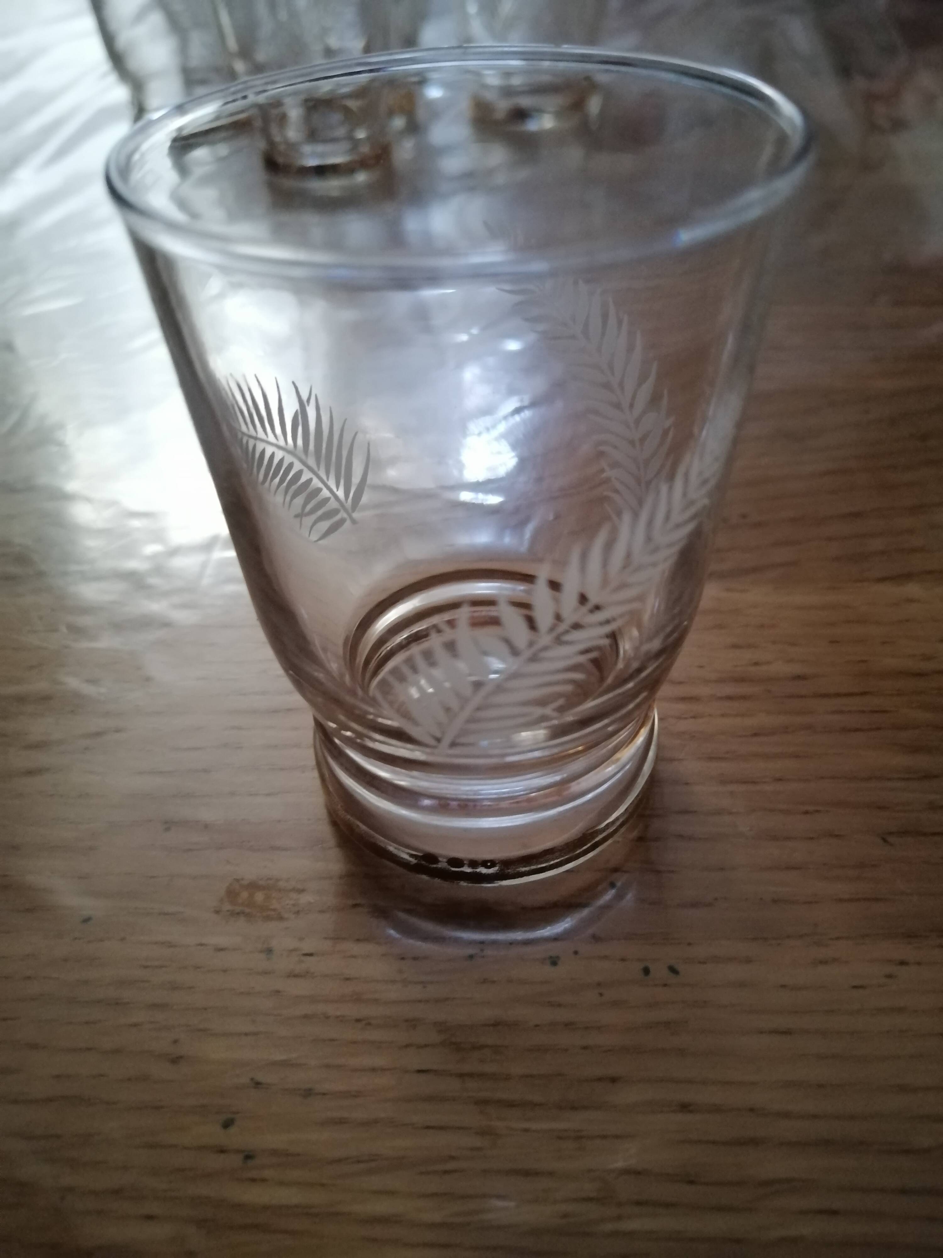 set of 8 vintage liqueur glasses