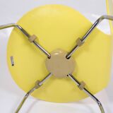 Set Of 6 Seven Chairs Model 3107 Lacquered In Yellow By Arne Jacobsen For Fritz Hansen From 1990s