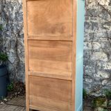 Vintage Parisian wardrobe, blue-green and gray