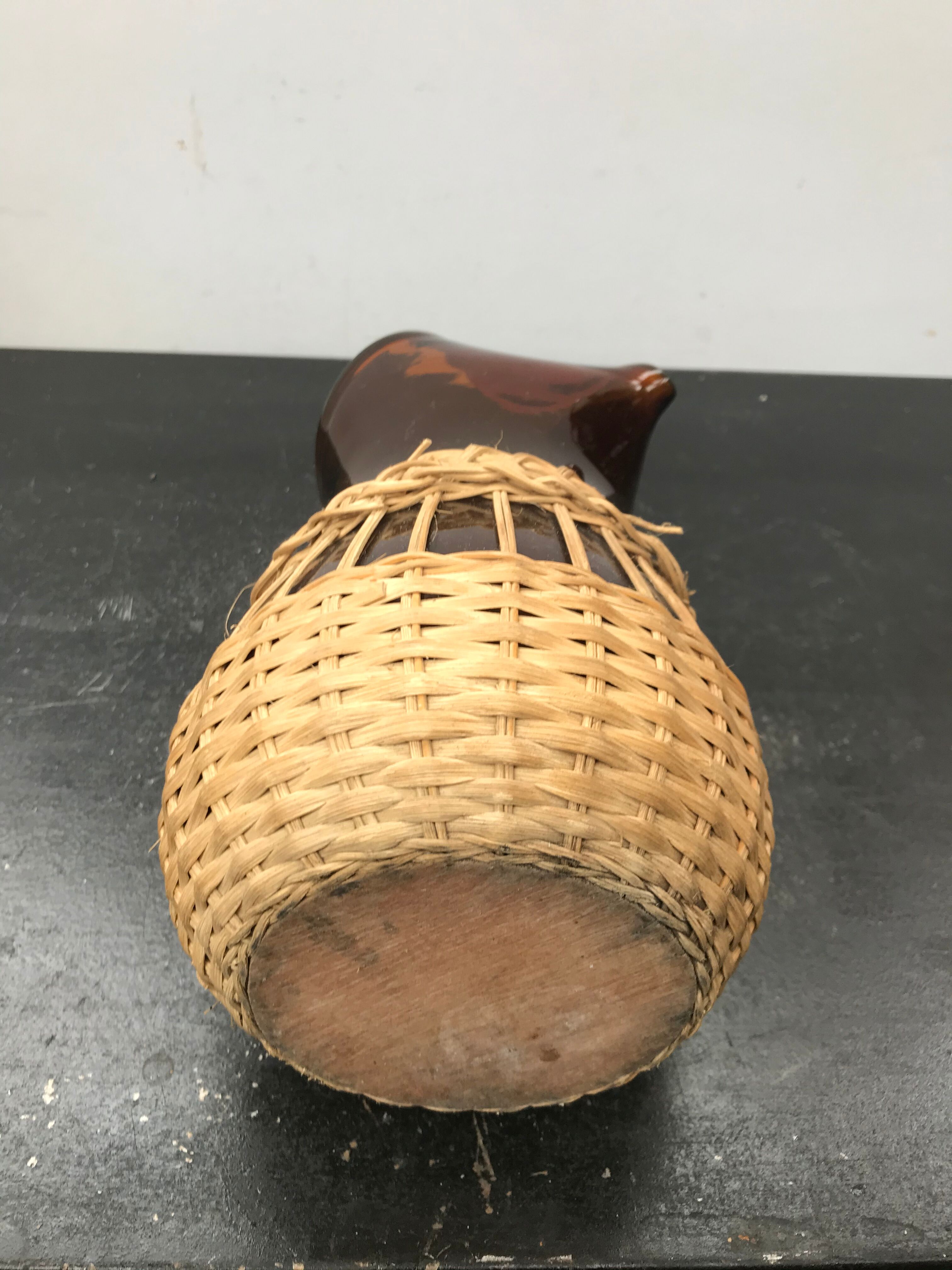 Carafe juice service with 4 orange blown glass glasses + vintage wicker
