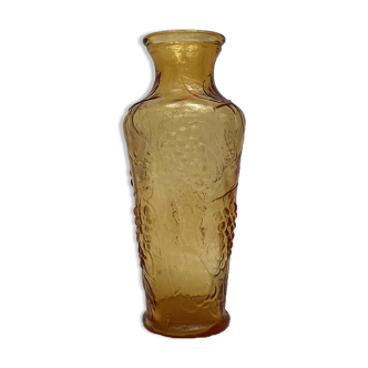 Italian vase in amber colored glass around the 1970s dimension -H-32,5cm L-14cm-