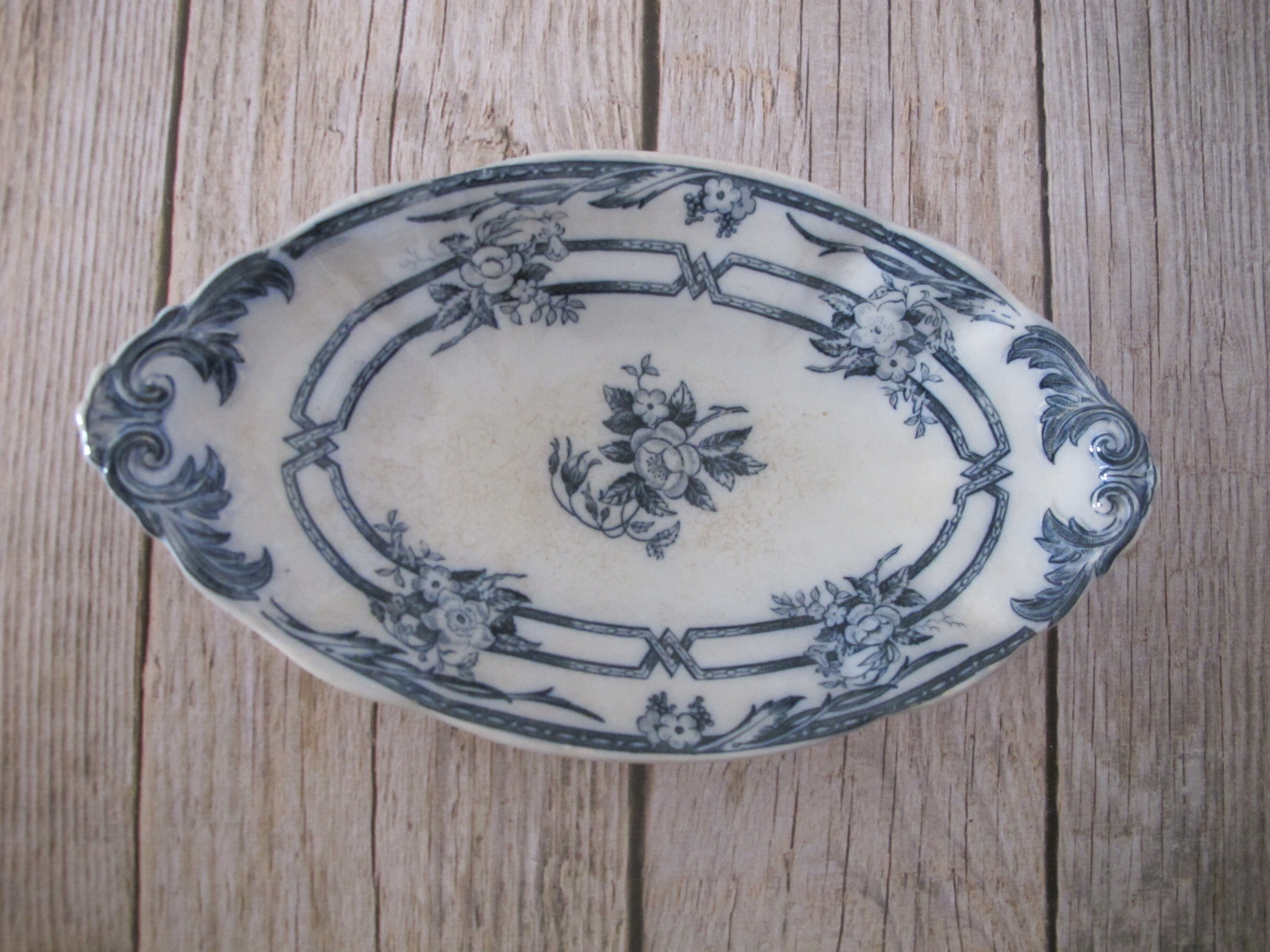 Ravier de Sarreguemines, model "Ceres"