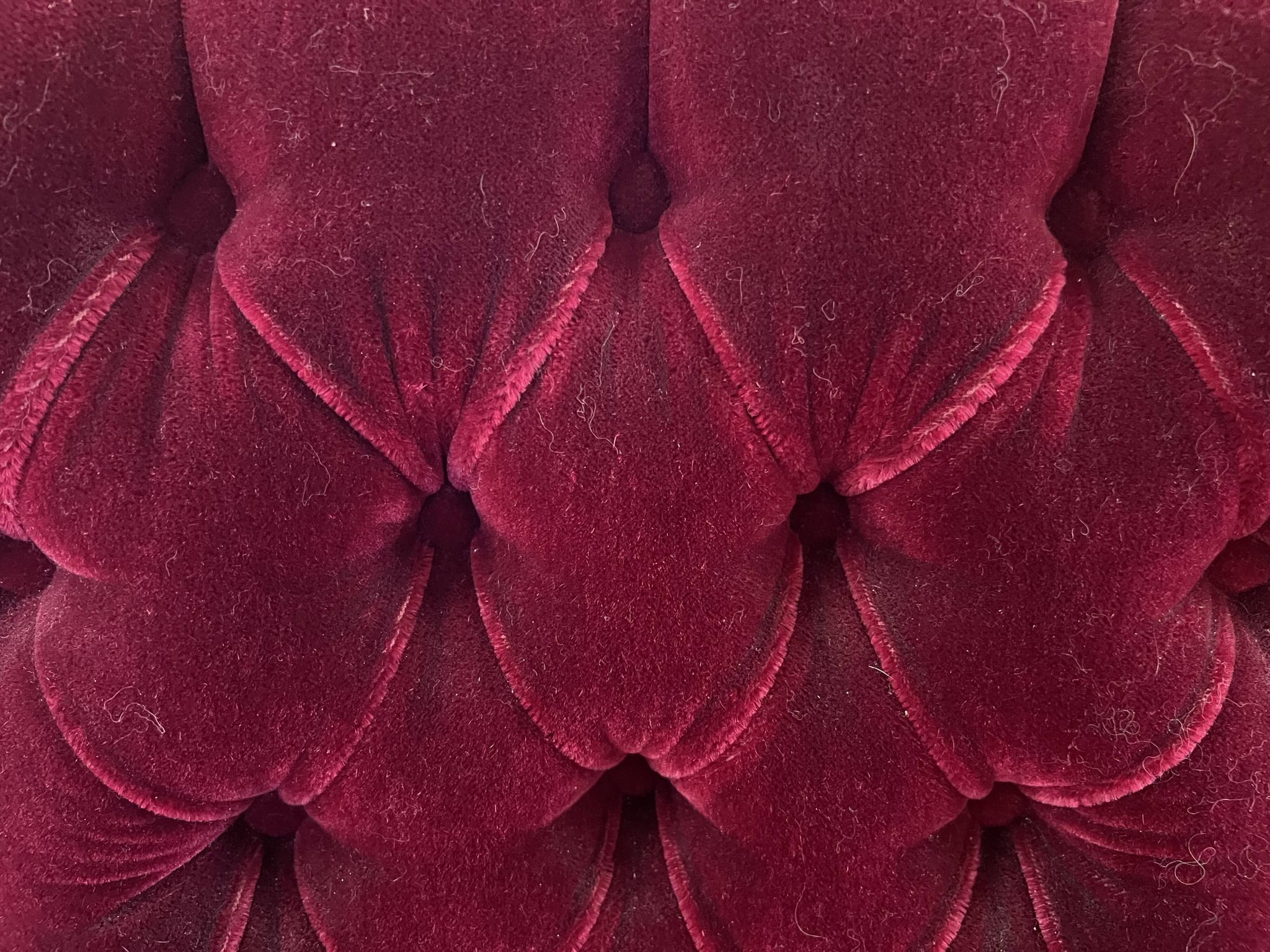 Louis XV armchair in gilded wood and garnet red velvet