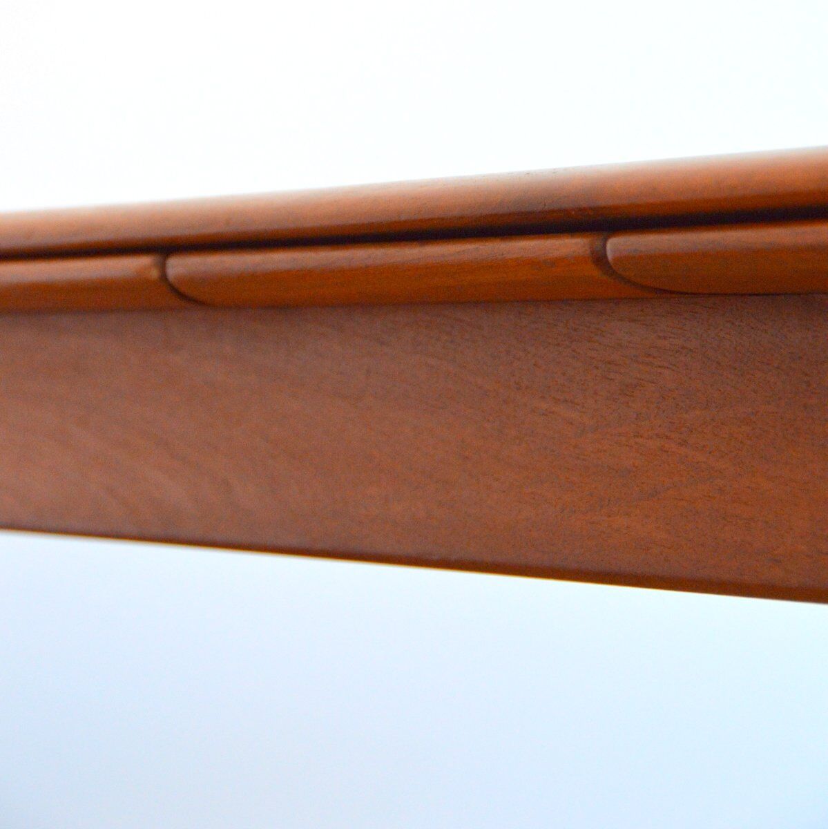 Scandinavian dining table with 1960s extensions (6 to 12 people)