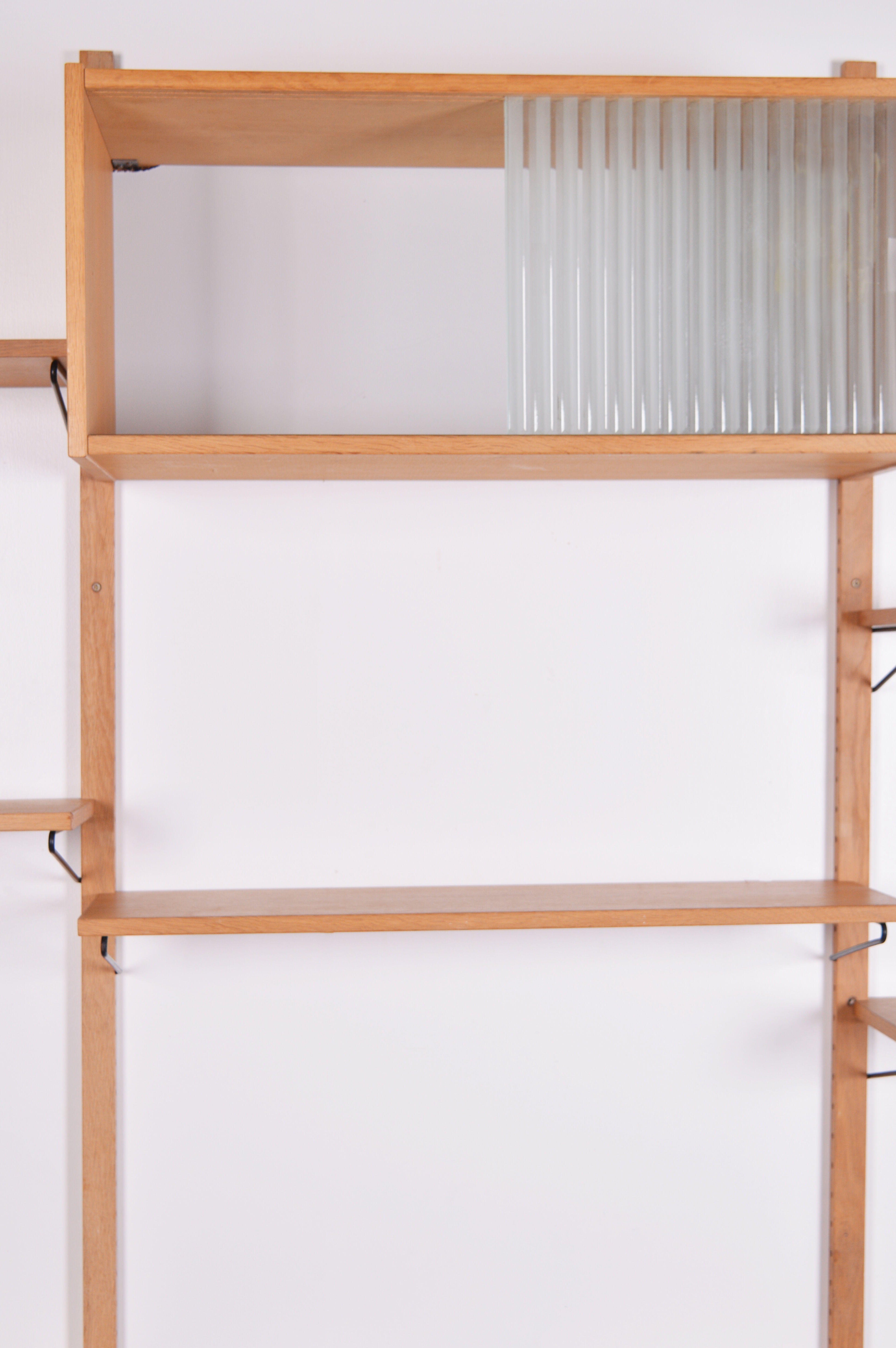 Scandinavian oak hanging bookcase - 1970