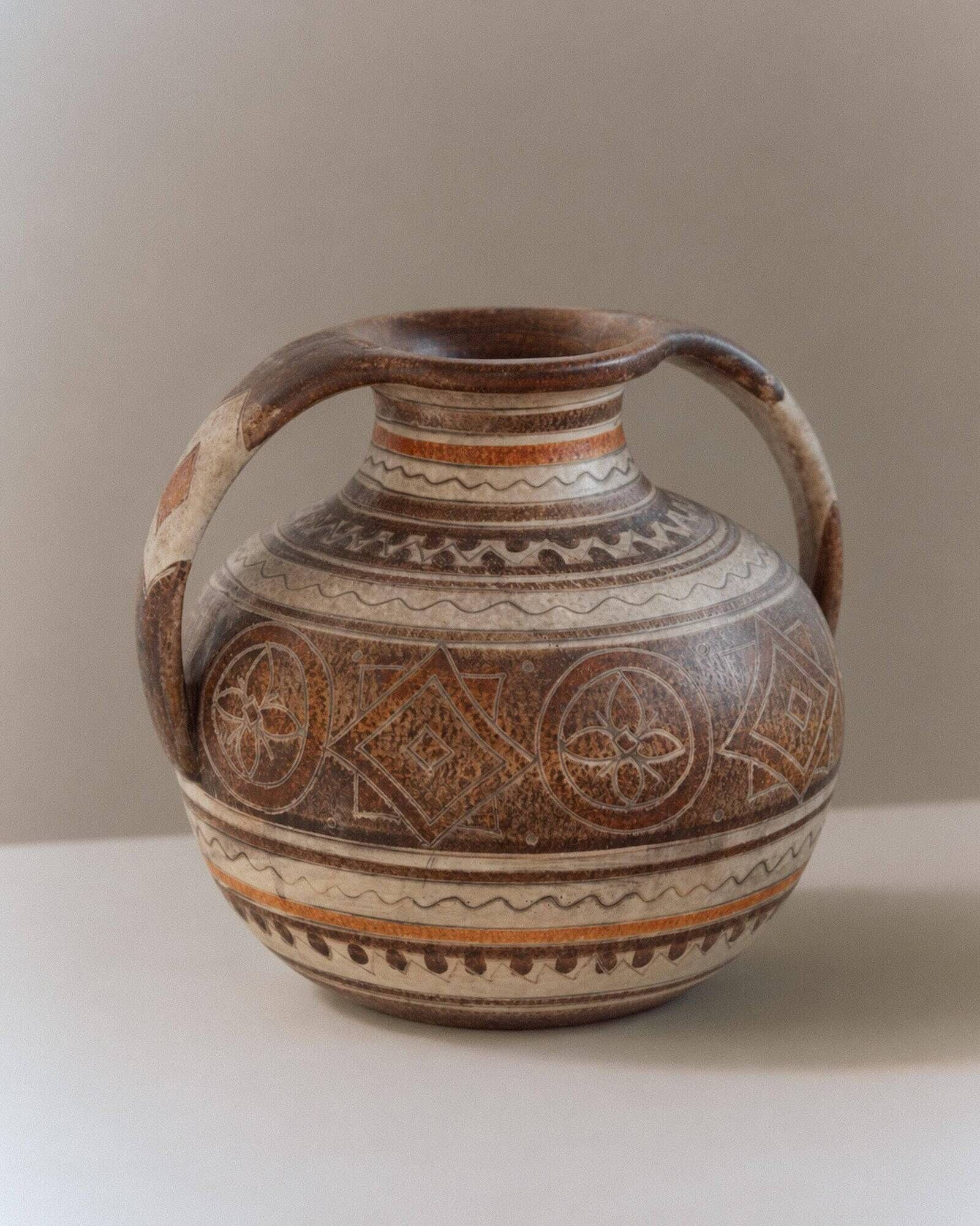 Vintage ceramic vase from the 1960s, hand-painted Italian pottery with two handles, brown tones and decorative pattern by Italica Ars.