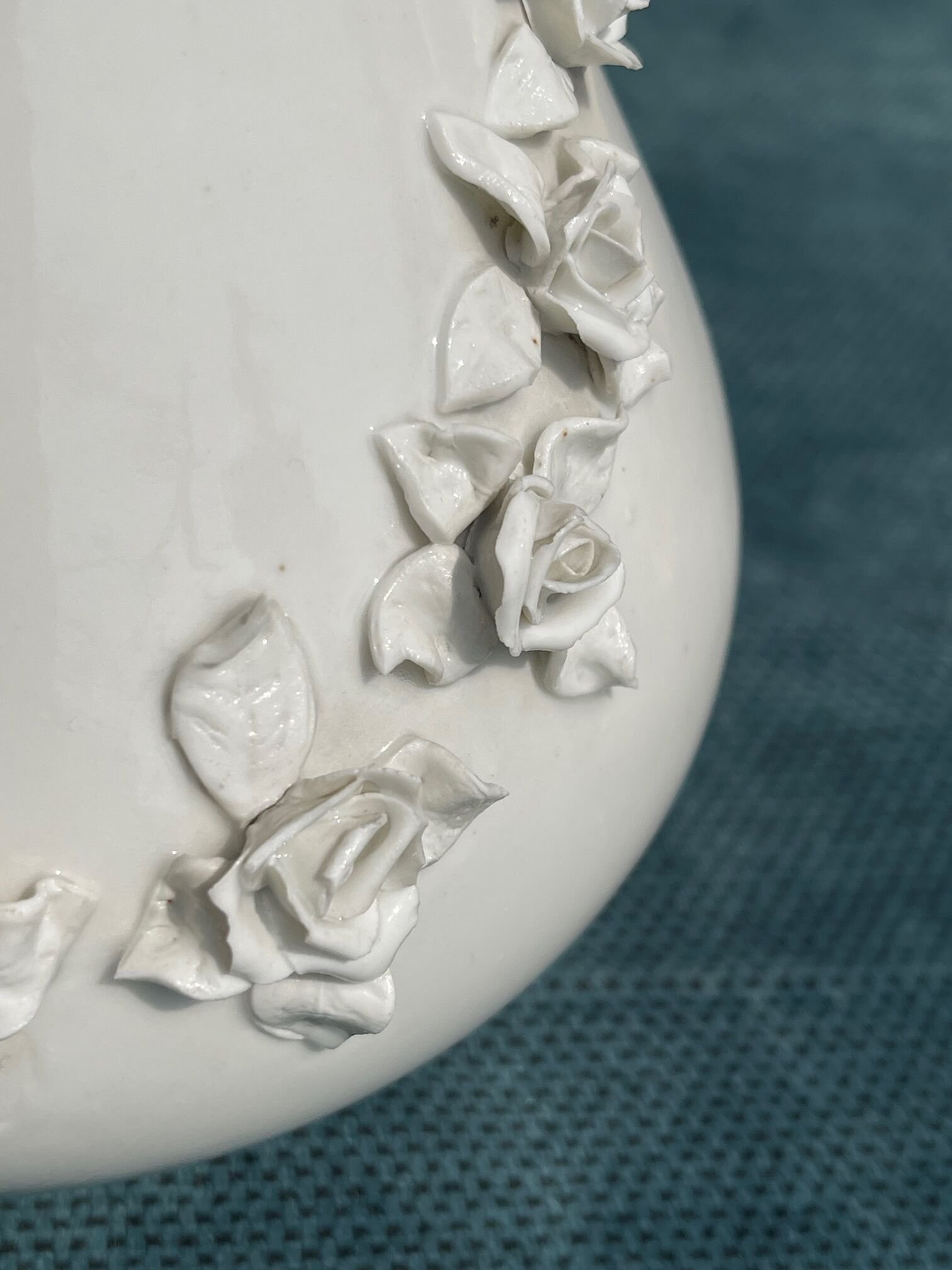 3D white vase with embossed roses