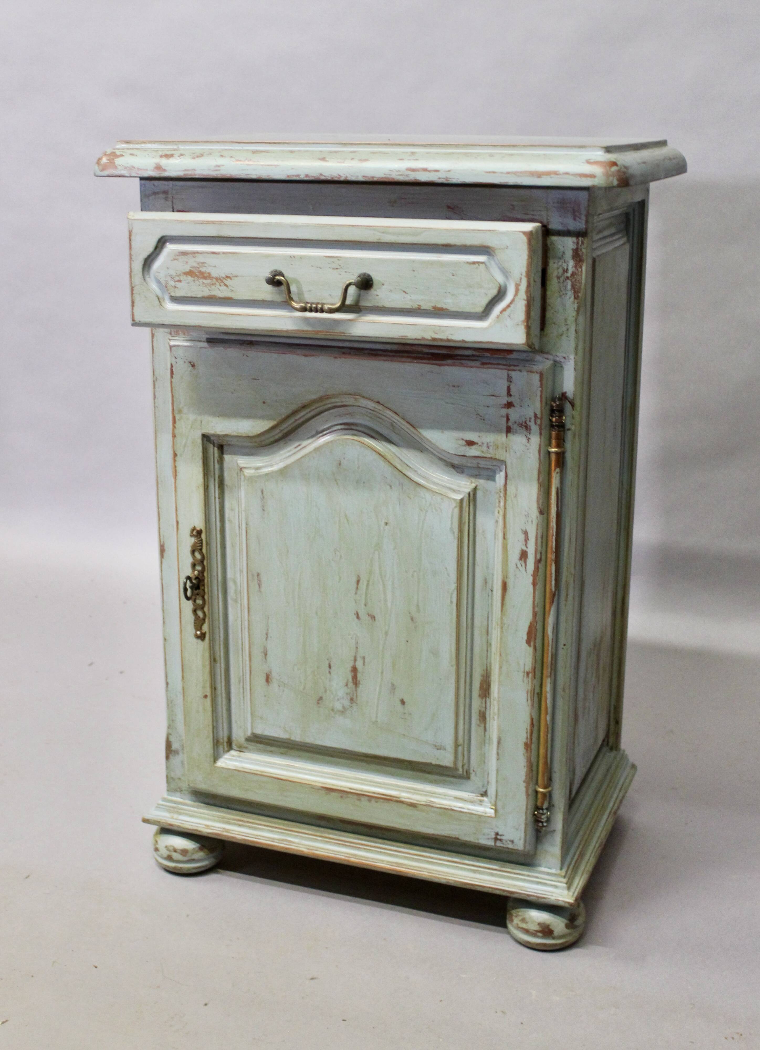 Cherry wood patinated cupboard Provence