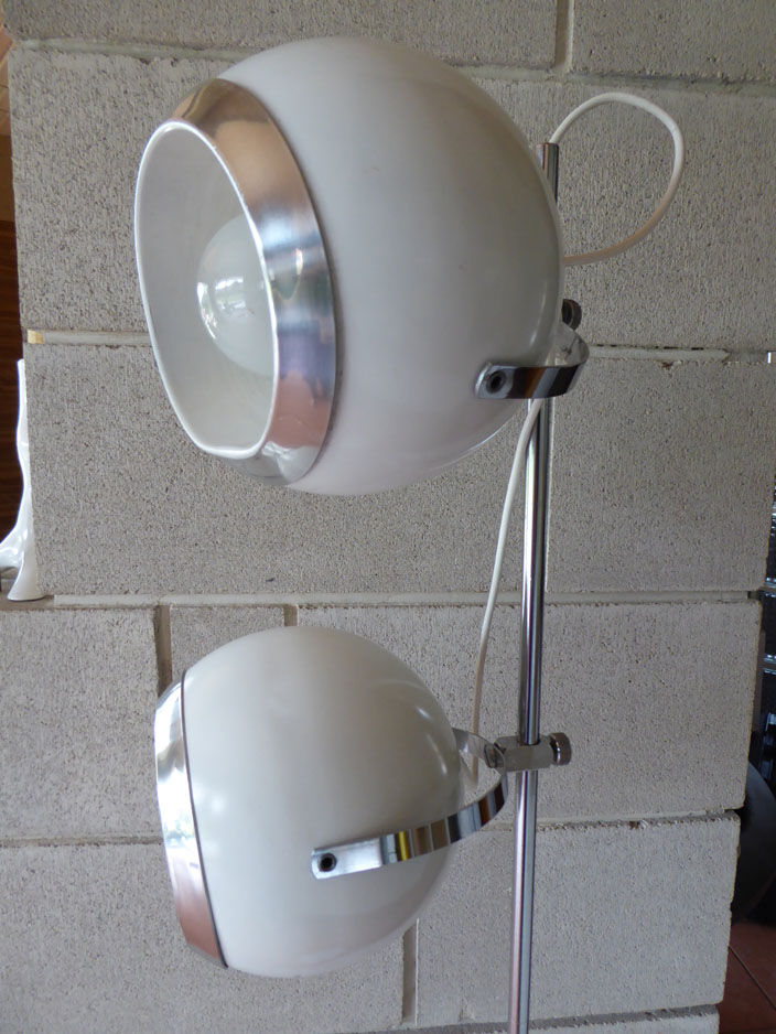 White eyeball 2-light floor lamp