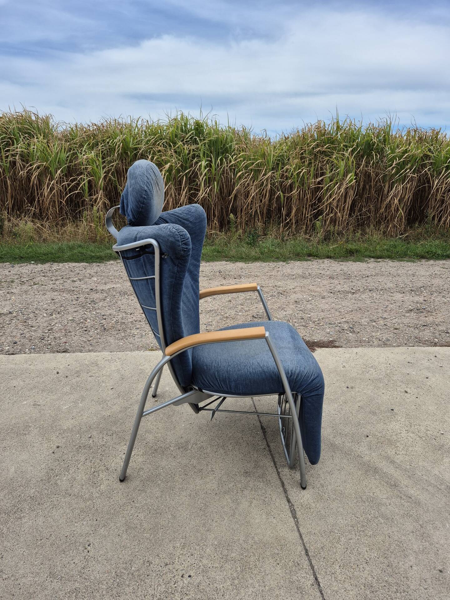 vintage memphis style Skipper relax chair Bonaldo 1980s postmodern