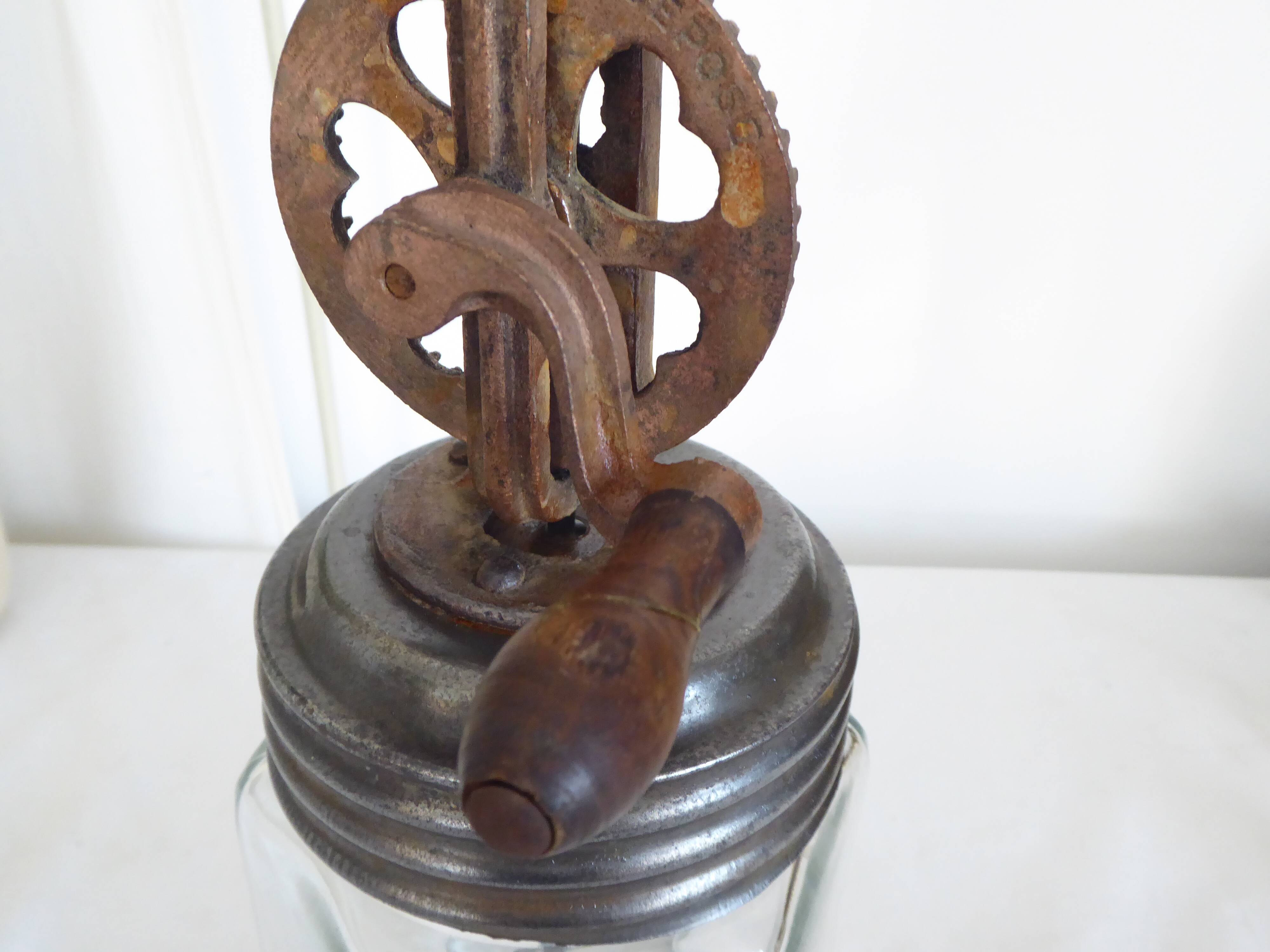 Butter churn
