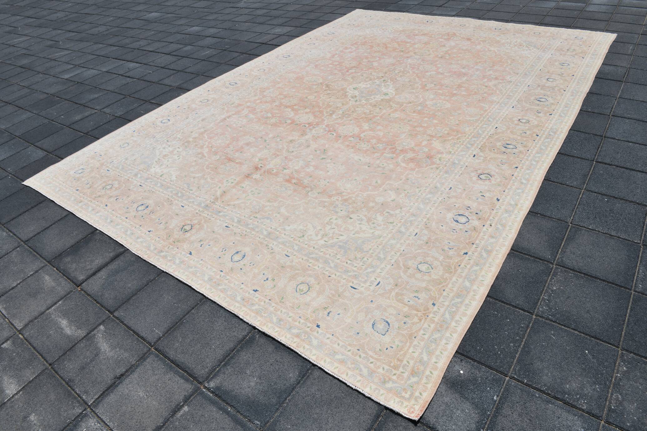 9x13 Blush Pink Vintage Persian Rug, Handmade Luxury Decor, 283x408 Cm