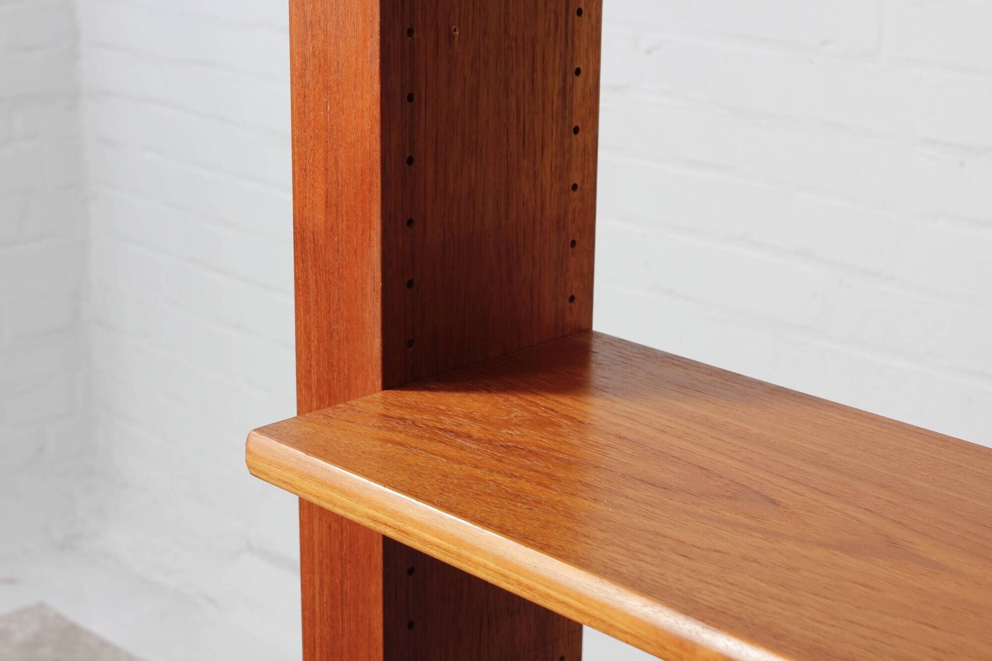 Teak cabinet shelf wall unit RT Möbel Ristenpatt design vintage