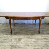 Regency style table with integrated extensions