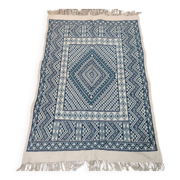 Tapis margoum blanc et bleu tissé mains en laine naturelle