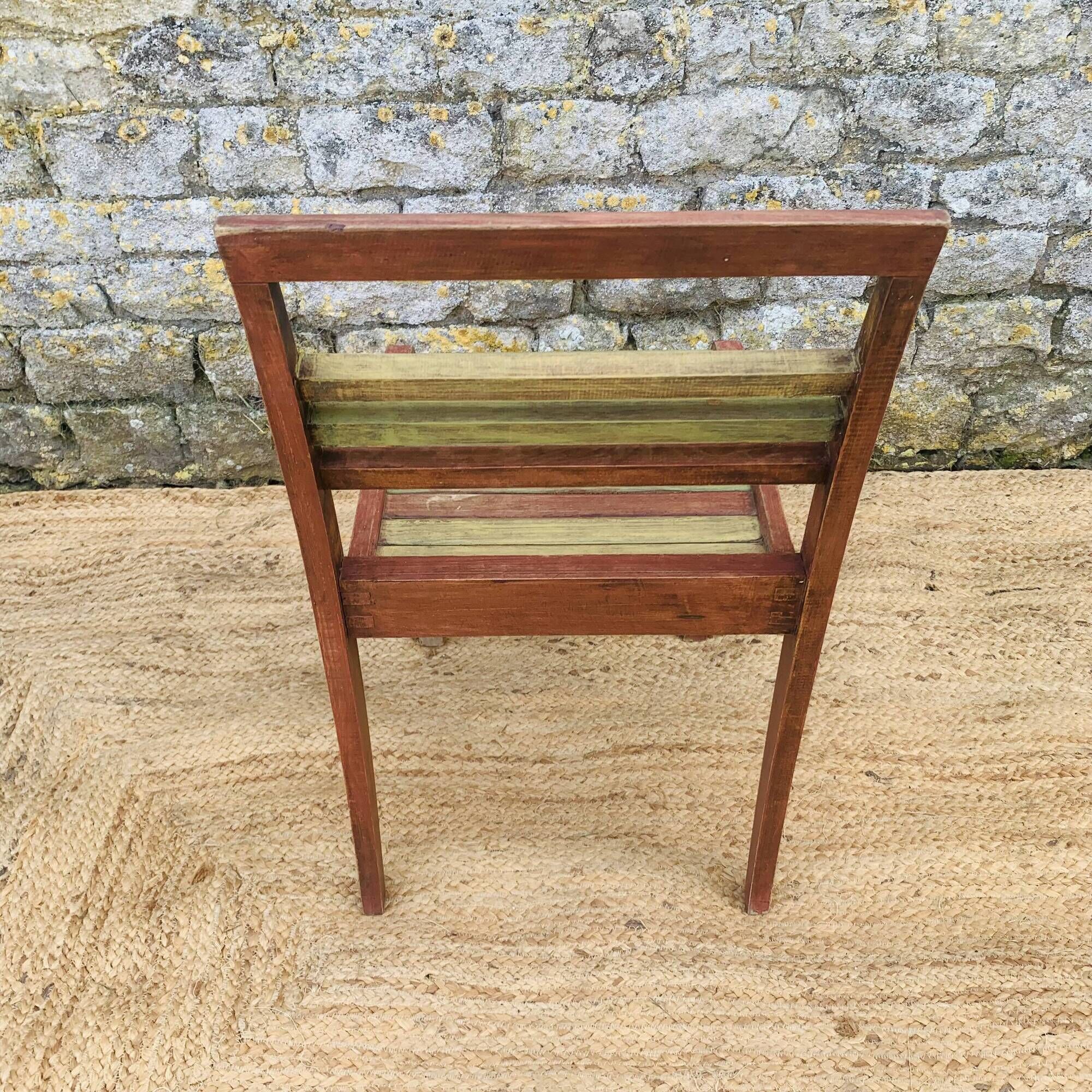 Chair René Gabriel