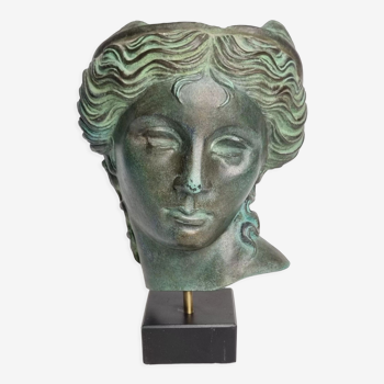 Buste d'Aphrodite en plâtre ou résine patinée bronze