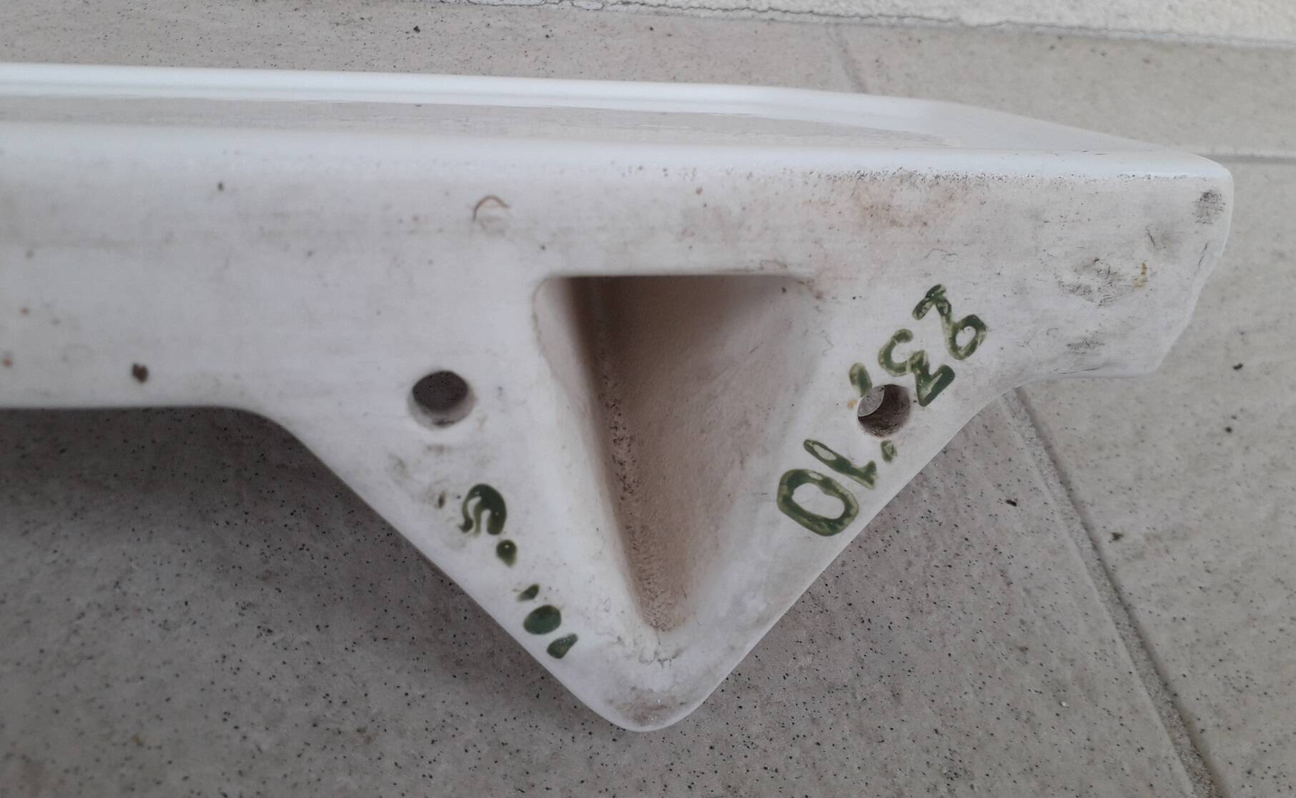 Art Deco bathroom shelf