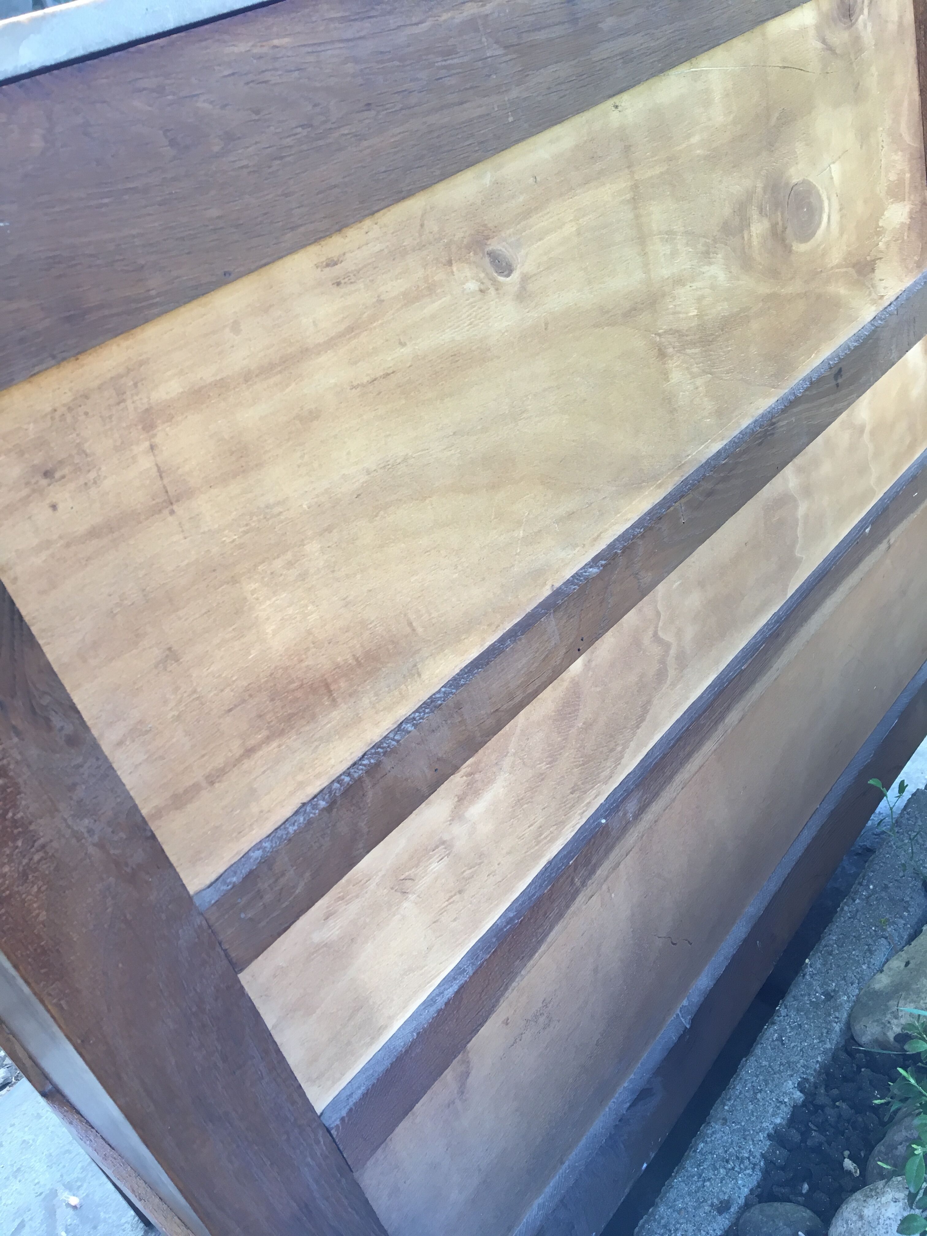 Art deco chest of drawers