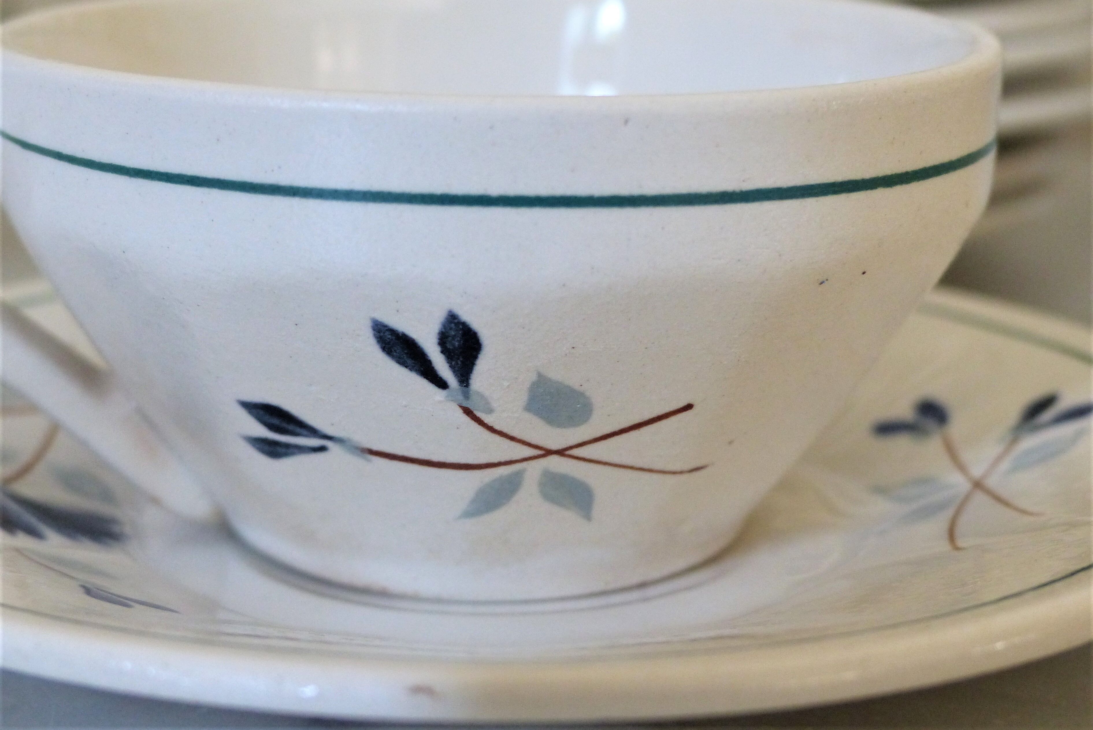 Dix tasses à café St Amand